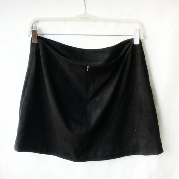 Floral Embroidered Suede Skirt - Picture 4 of 4